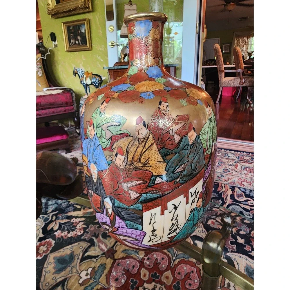 Antique Japanese Satsuma Vase Arhat figures Meiji‎ period